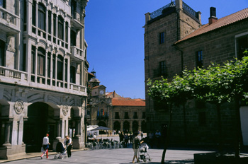 Calle de San Francisco, Avilés, Principado de Asturias