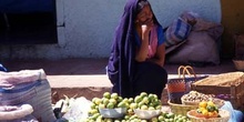 Vendedora de fruta en San Cristóbal de las Casas, México