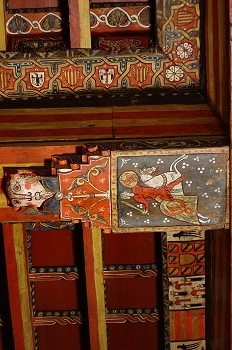 Detalle de pintura en alfarje. Caballero con escudo, Huesca