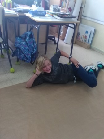 2016_12_Preparando decorados por Navidad_Sexto 13