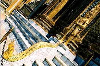 Hidra y guerrero, Tailandia