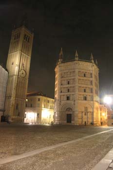 Baptisterio y campanario de la Catedral, Parma