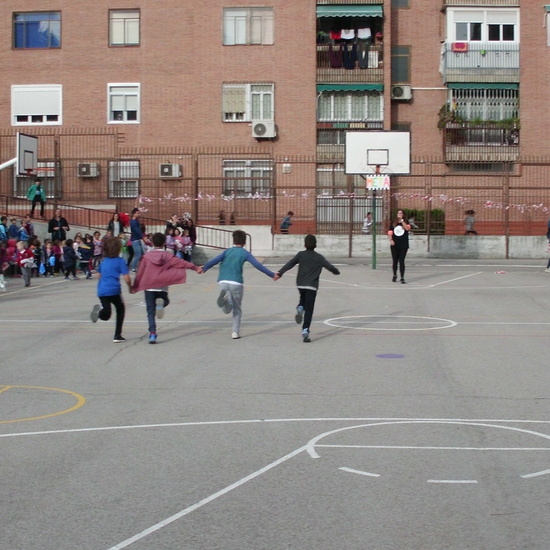 EL HOSTOS CORRE CONTRA EL CANCER 1