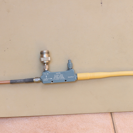 Medida de ROE con acoplador direccional de antena de 1.8 Ghz