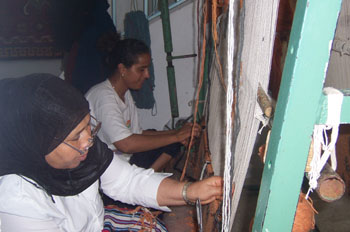 Mujeres tejiendo, Sousse, Túnez