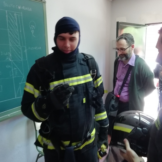Visita de los bomberos a nuestro centro 6