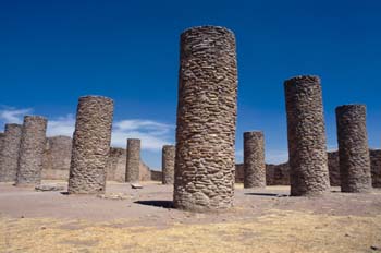 Salón de las columnas en el conjunto  arqueológica de La Quemada