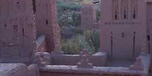Vista entre las torres de una fortaleza, Ait Benhaddou, Marrueco