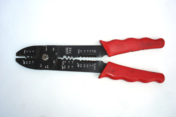 Alicate de engastar terminales