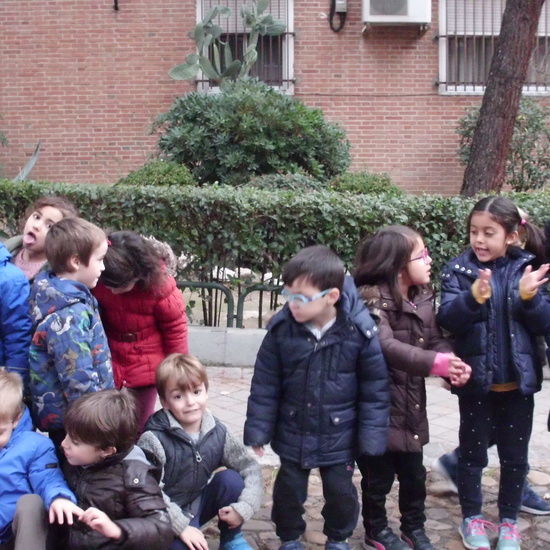 SOLIDARIDAD EN NAVIDAD EN EL HOSTOS 12