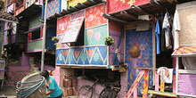 Ventanas de las casas pintadas, Copi River, Jogyakarta, Indonesi