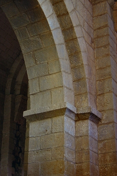 Arcos de sujección, Huesca