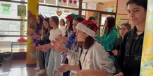 "2º ESO B: You make it feel like Christmas"