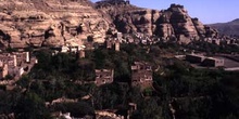 Vista del valle de Wadi Dhahr, Yemen