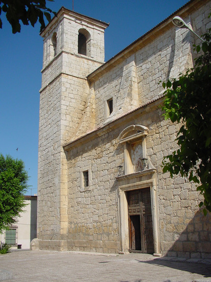 Vista de iglesia en Villaconejos