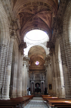 Nave central de la Catedral de Jerez de la Frontera, Cádiz, Anda