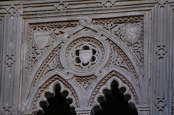 Detalle ventana arco del Dean, Zaragoza