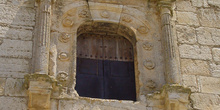 Detalle de arco y columnas en Brea de Tajo