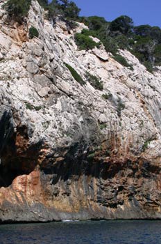 Acantilados de Nuoro, Italia