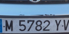 Cazando números en el parking del CP Mirasierra (2)