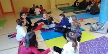 CLASE DE YOGA EN EL CEIP CRISTO DE LA CAMPANA