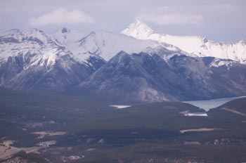 Lago Minnewanka y Monte Aylmen (3162m)