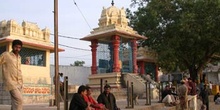 Templo en una calle de la India