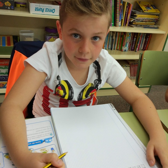 Aprendemos nuestro nombre en Braille 9