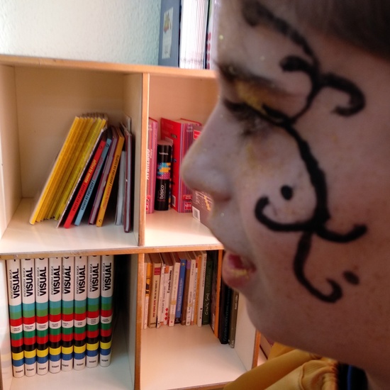 Instantes previos a la actuación de carnaval 15