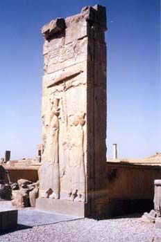Puerta en las ruinas de Persépolis, Irán