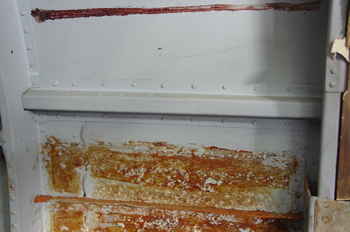 Larguero de fuselaje