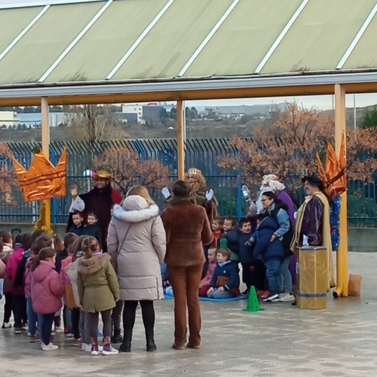 VISITA DE LOS REYES MAGOS