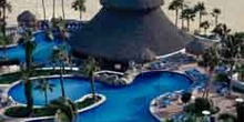 Piscina de un hotel  en Cabo San Lucas, México