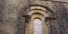 óculo del ábside de la iglesia, Huesca