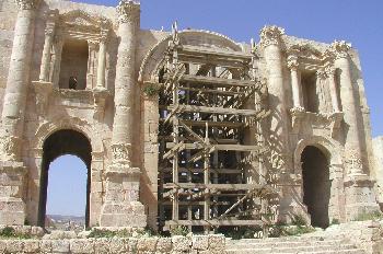 Arco de Adriano, Jarash, Jordania