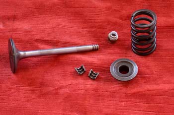 Conjunto de válvula de motor de explosión y sistema de cierre