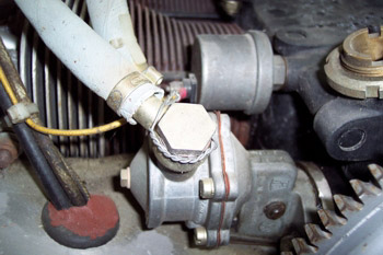 Bomba de combustible mecánica de membrana