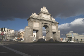 Puerta de Toledo, Madrid