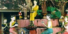 Esculturas de ofrendas a Buda, Tailandia