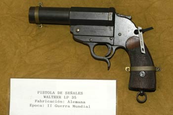 Pistola de señales Walther LP 35, Museo del Aire de Madrid