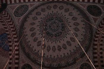 Cúpula decorada en Sehzade Camii, Estambul, Turquía