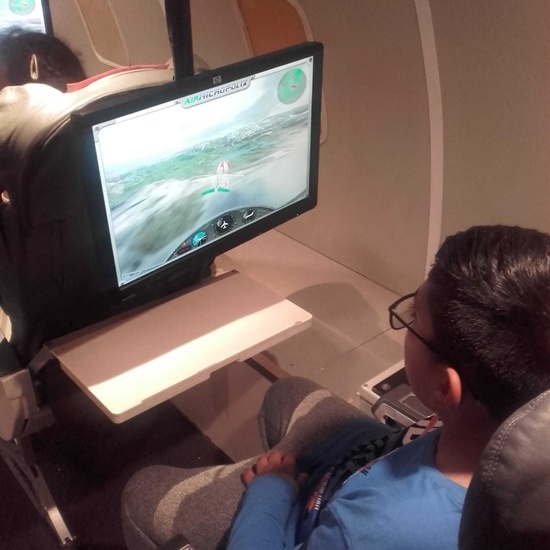 LAS CHICAS Y CHICOS DE AMPARO DISFRUTANDO EN MICRÓPOLIX 3