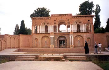 Bagh-e Shazedeh, Mahan (Irán)