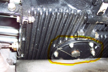 Tapa de filtro interior metálico en cárter