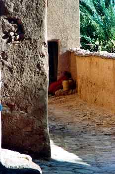 Beréber descansando a la sombra, Marruecos