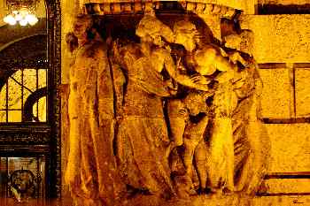 Figura de la entrada de los baños de Rudas, St. Gellért, Hungría