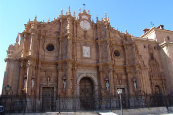 Fachada principal de la Catedral de Guadix, Granada, Andalucía