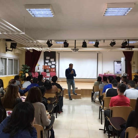 Visita del escritor Fernando J. López 3