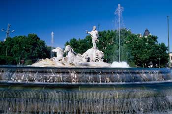 Plaza de Neptuno, Madrid