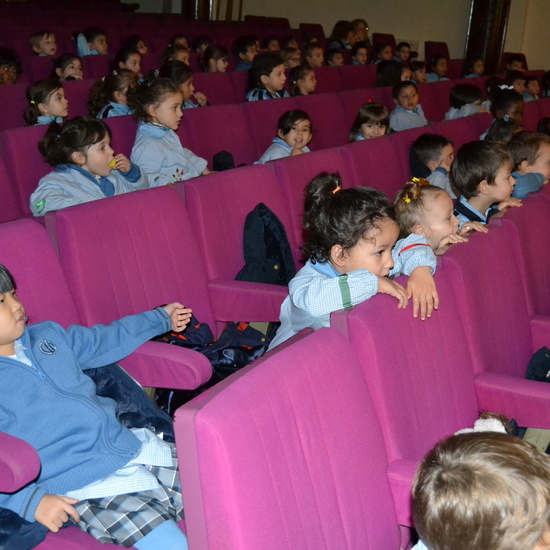 TEATRO LA CHARLOJA. “KAMELOT”_2 14